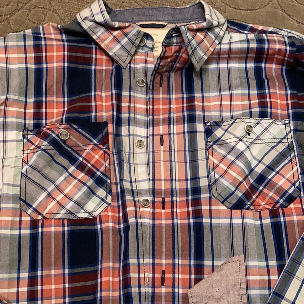 Plaid button down. - Picture 4 of 4
